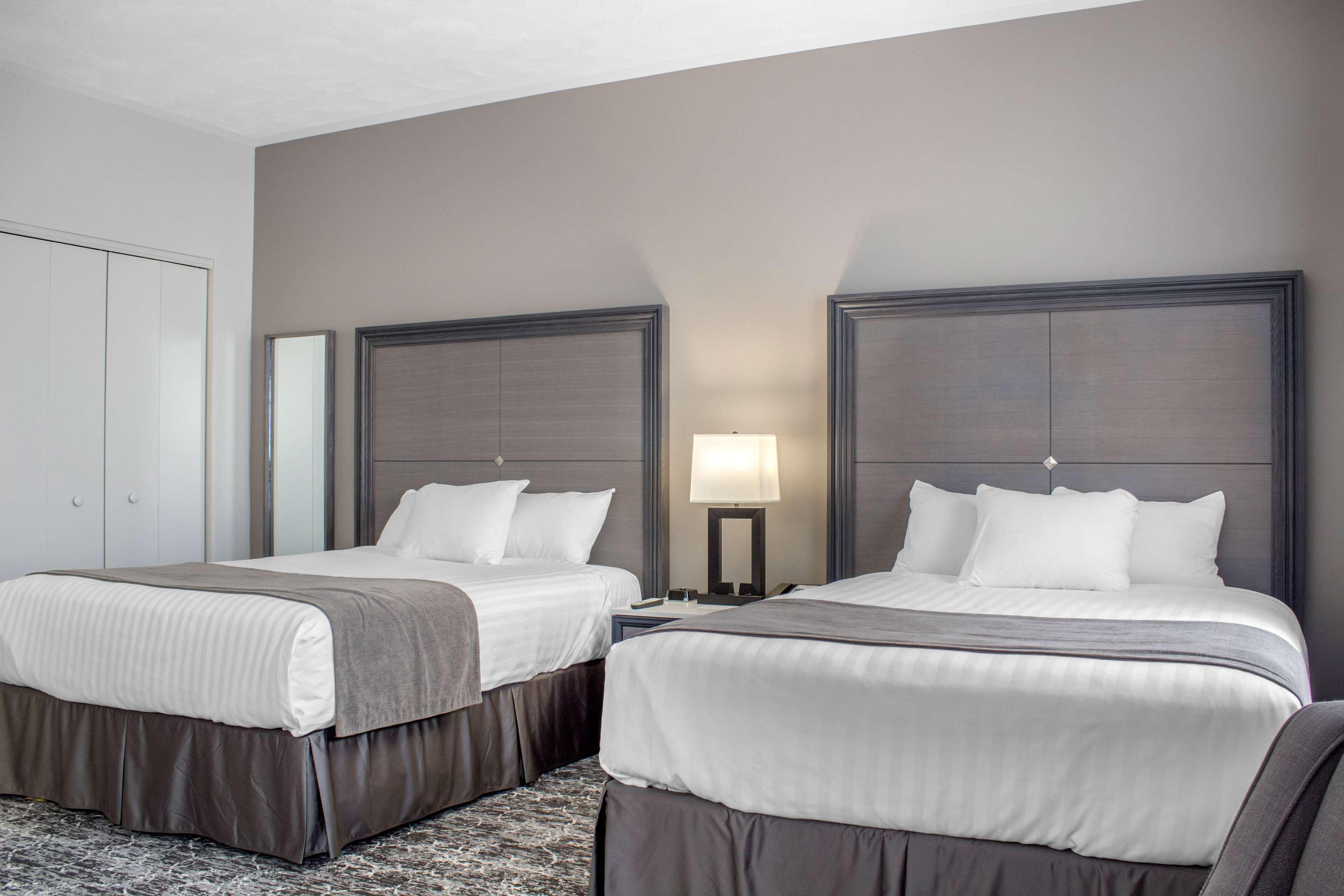 Chateau Moncton Trademark Collection By Wyndham Exteriör bild