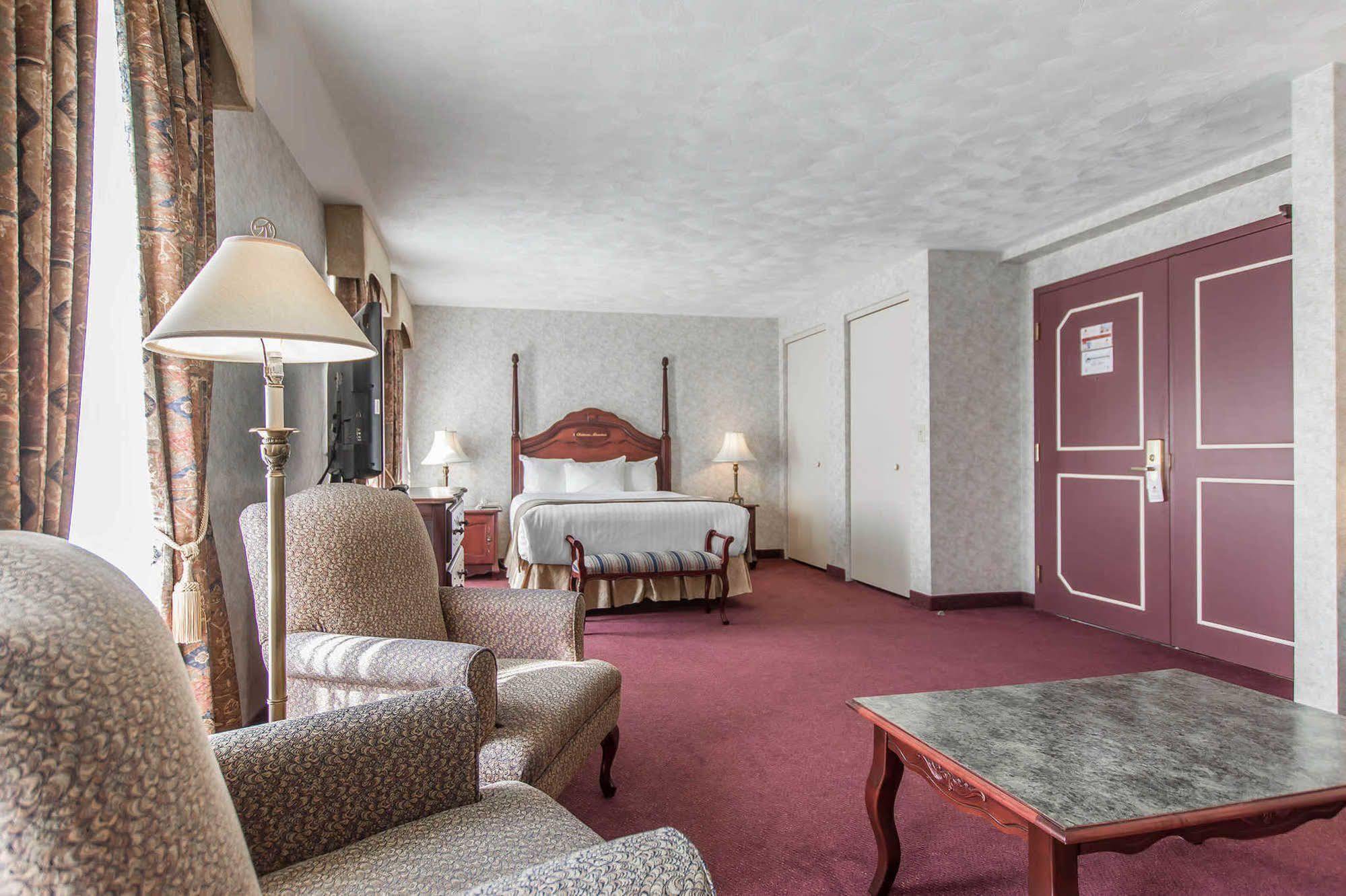 Chateau Moncton Trademark Collection By Wyndham Exteriör bild