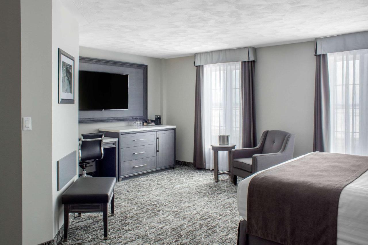 Chateau Moncton Trademark Collection By Wyndham Exteriör bild